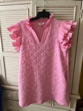 entro Pink Quilted Ruffle Sleeve Shift Dress